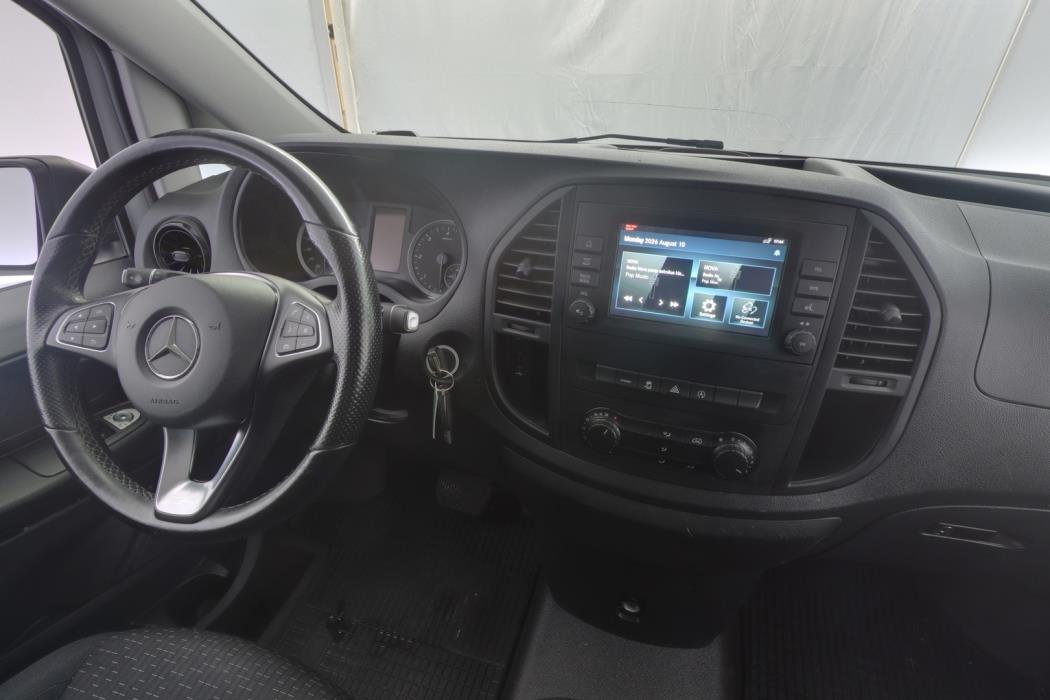 MERCEDES-BENZ VITO 2021