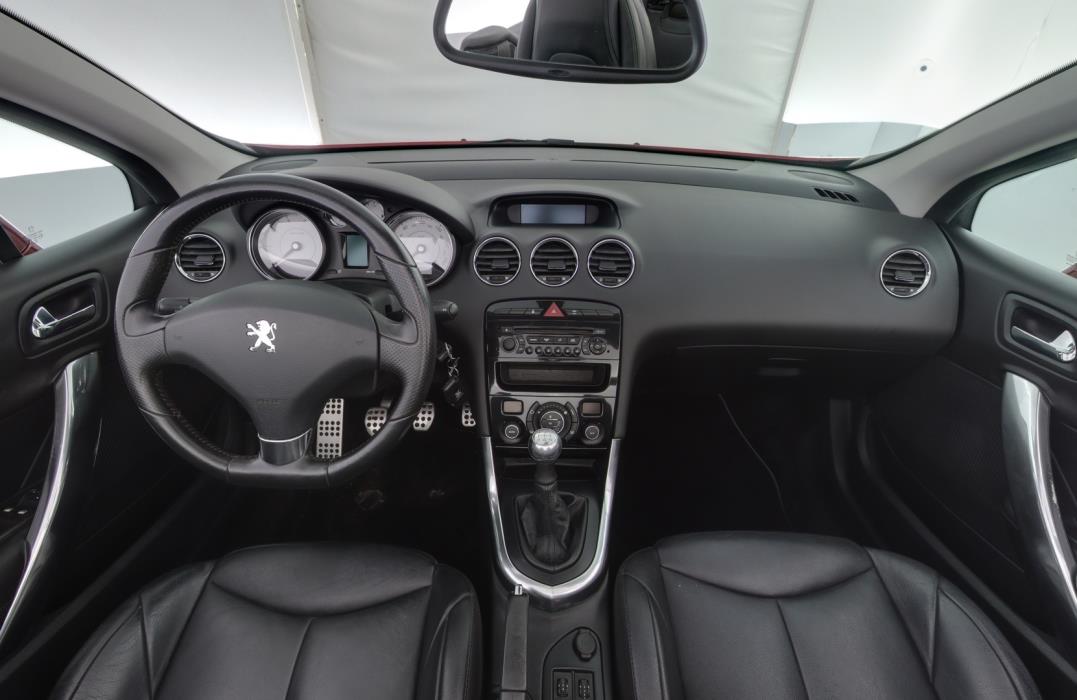 PEUGEOT 308 2011
