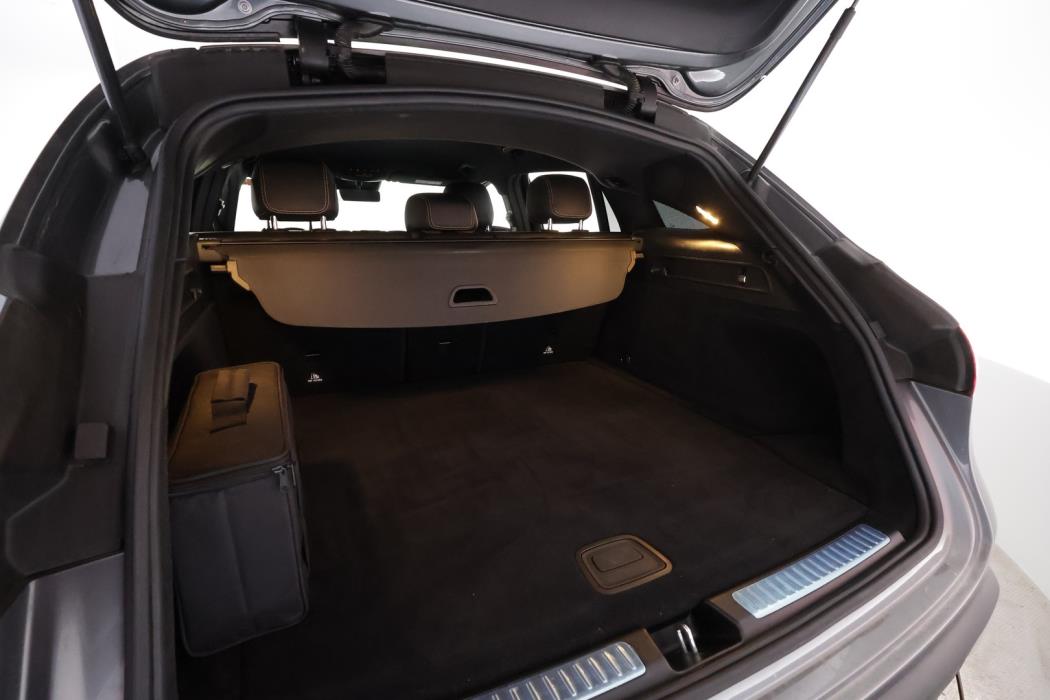 MERCEDES-BENZ EQC 2022