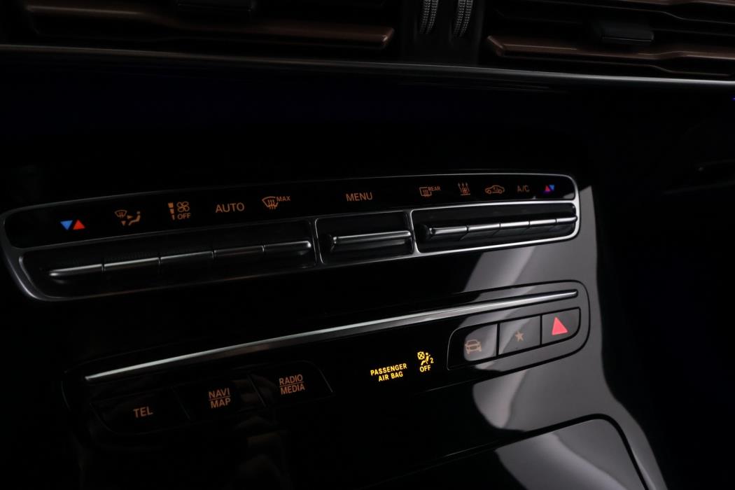 MERCEDES-BENZ EQC 2022