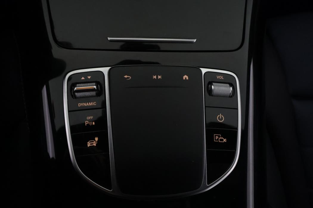 MERCEDES-BENZ EQC 2022