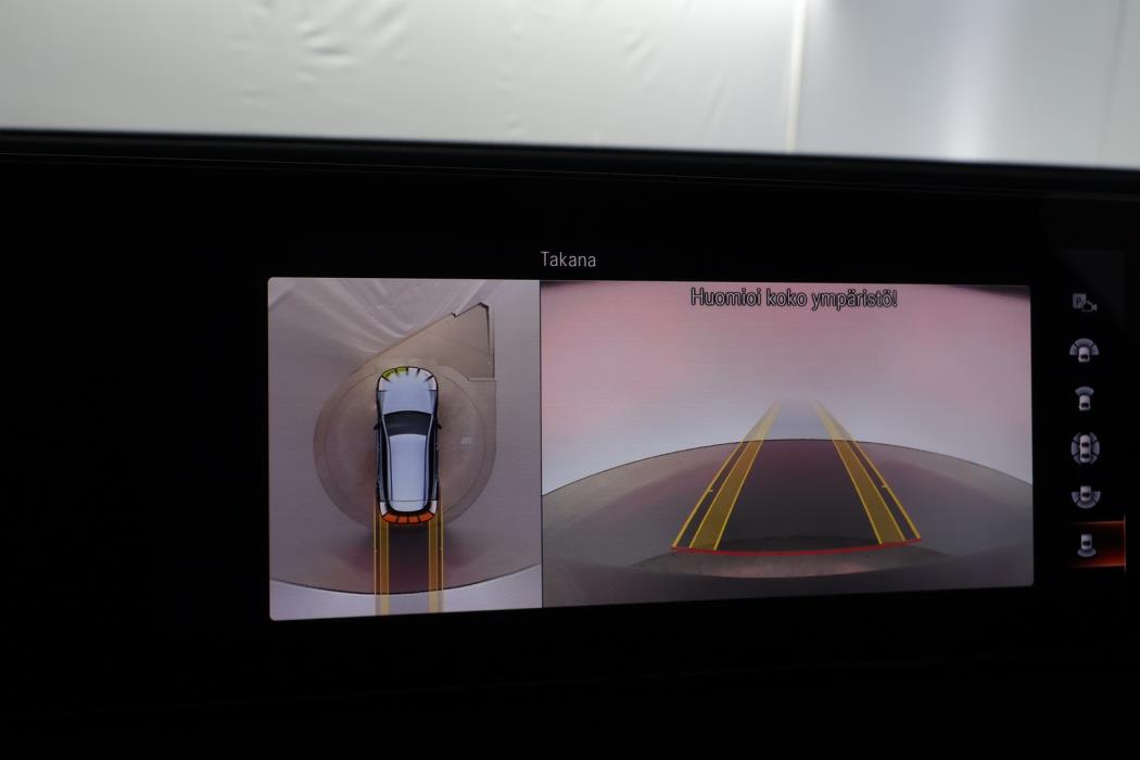 MERCEDES-BENZ EQC 2022