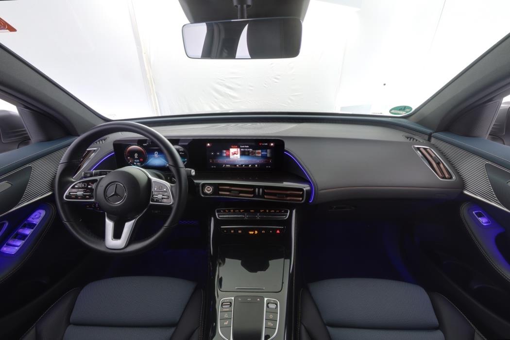 MERCEDES-BENZ EQC 2022