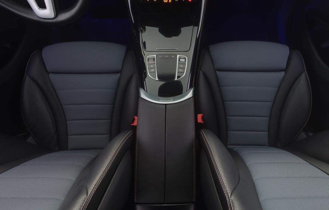 MERCEDES-BENZ EQC 2022