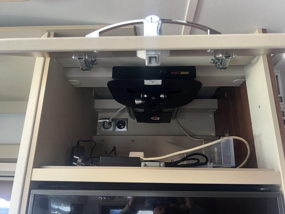 ADRIA Matrix M 650 SF 2015