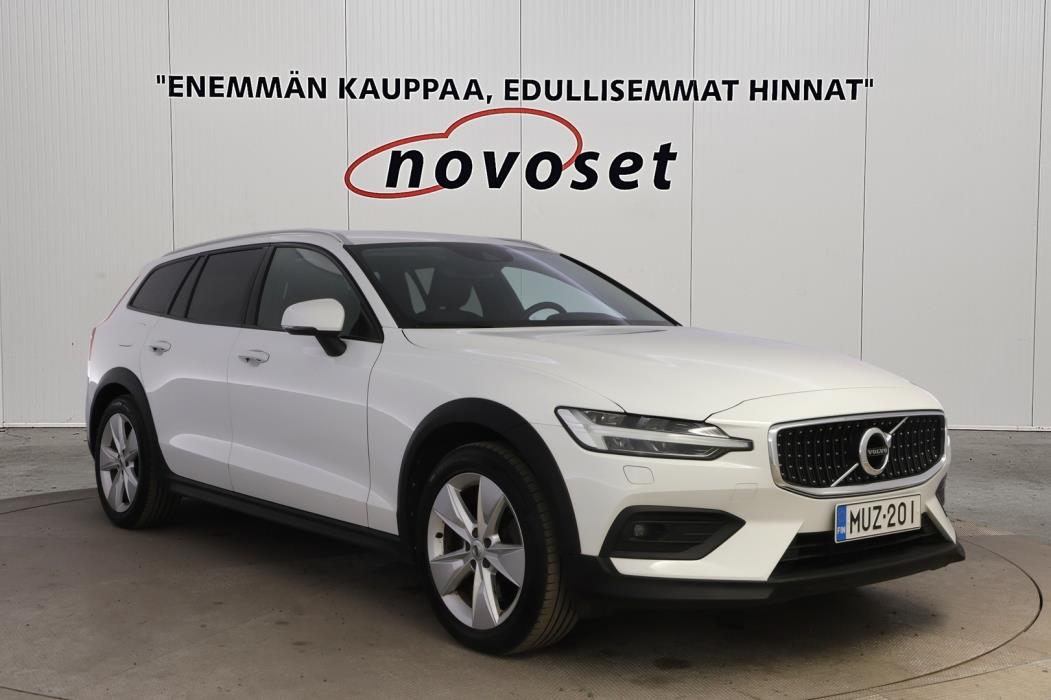 VOLVO V60 Cross Country 2020