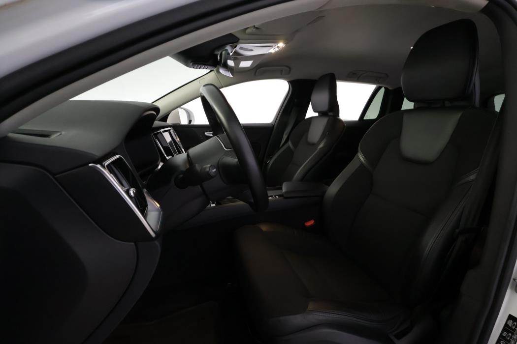 VOLVO V60 Cross Country 2020