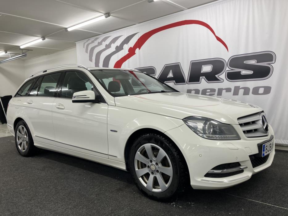 MERCEDES-BENZ C 2011