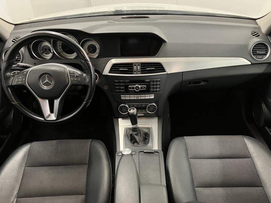MERCEDES-BENZ C 2011