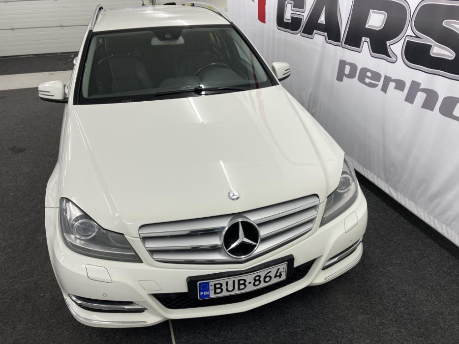 MERCEDES-BENZ C 2011