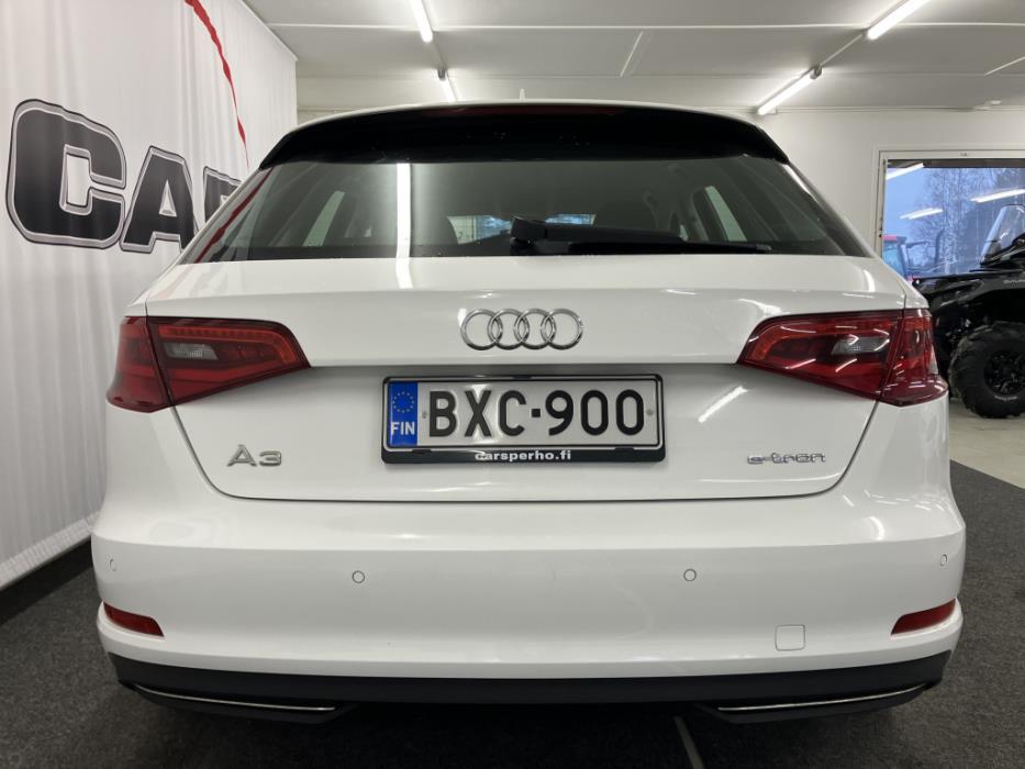 AUDI A3 2016