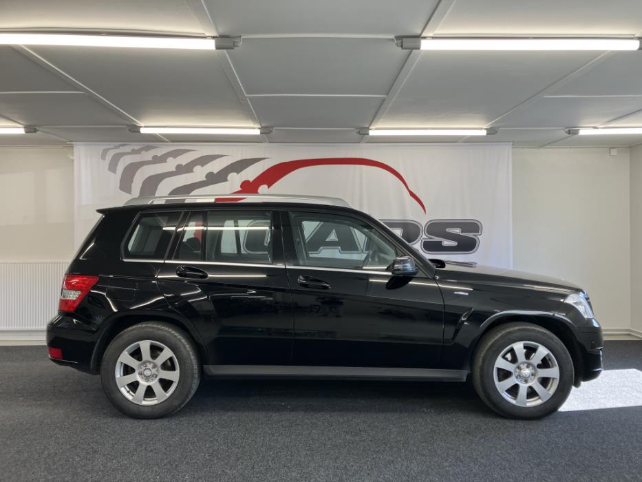 MERCEDES-BENZ GLK 2011