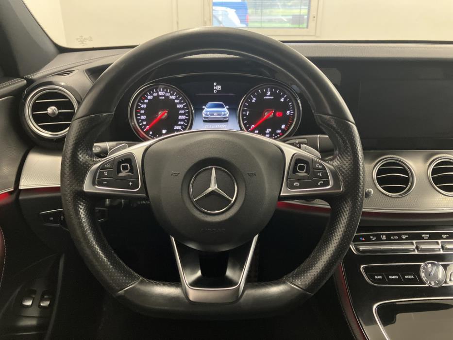 MERCEDES-BENZ E 2017