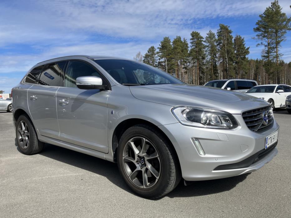 VOLVO XC60 2015