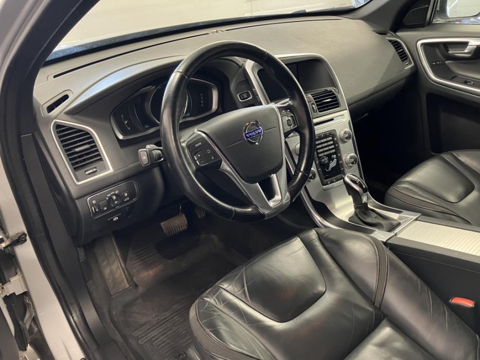 VOLVO XC60 2015