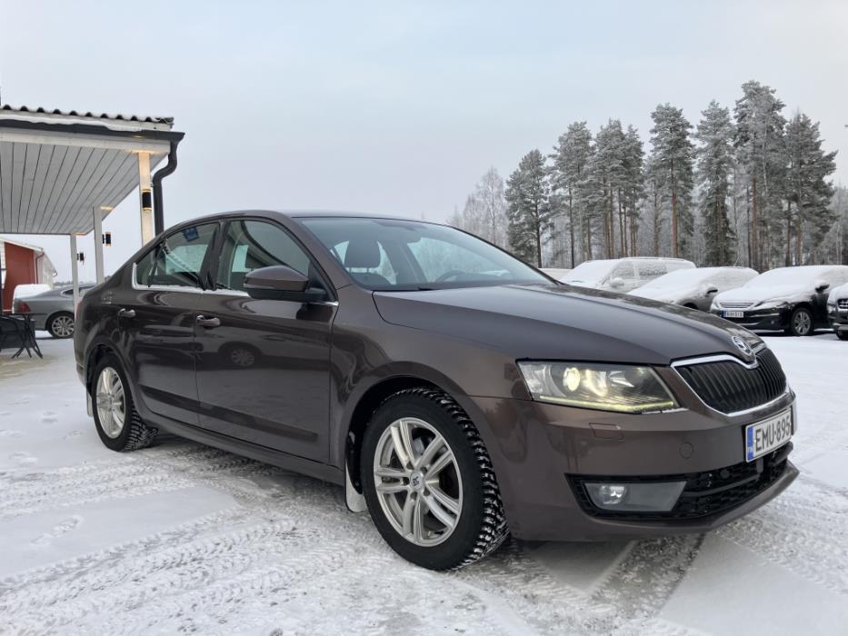 SKODA Octavia 2014