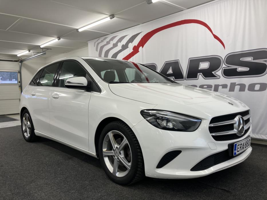 MERCEDES-BENZ B 180 D 2019