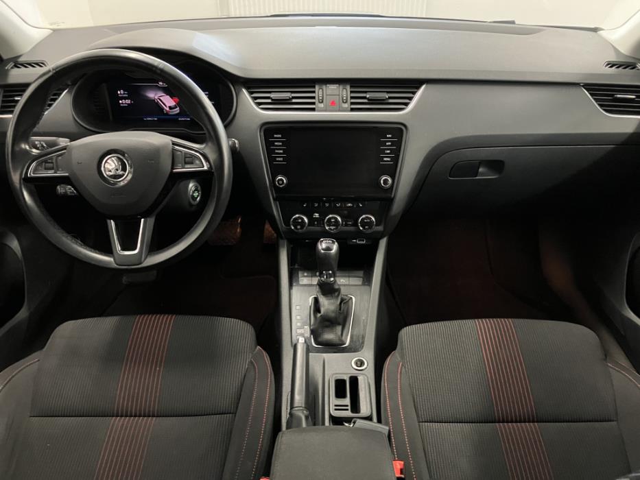 SKODA OCTAVIA 2019