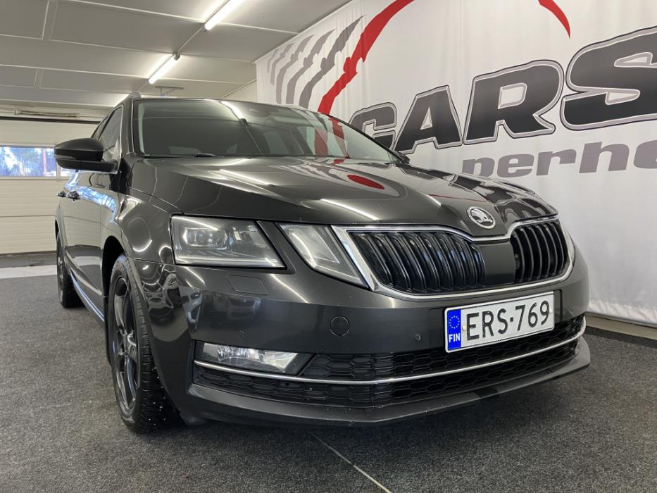 SKODA OCTAVIA 2019