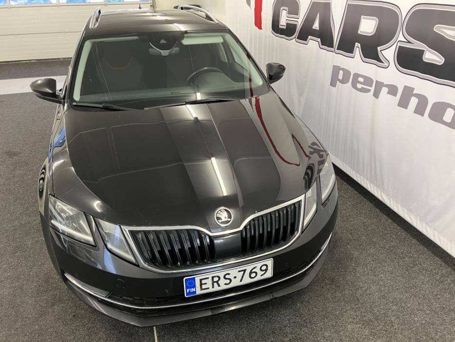 SKODA OCTAVIA 2019