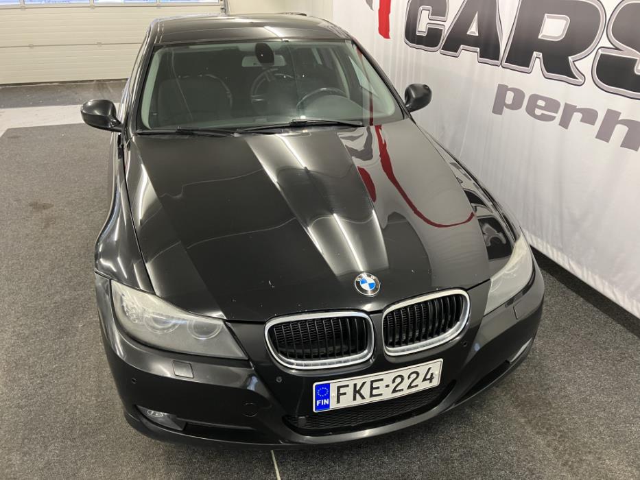 BMW 320 2011