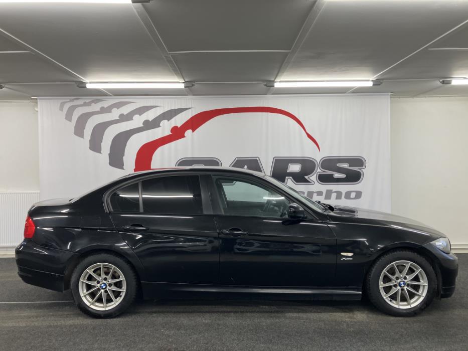 BMW 320 2011
