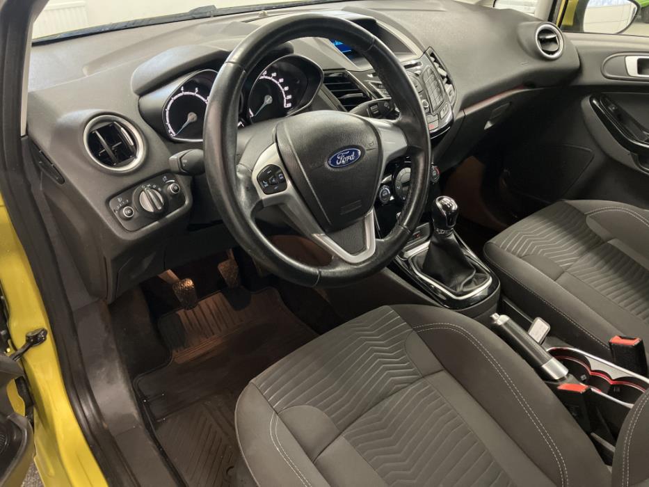 FORD Fiesta 2013