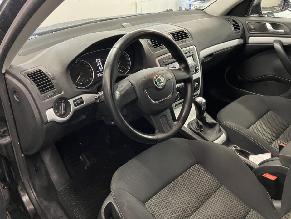 SKODA OCTAVIA 2010