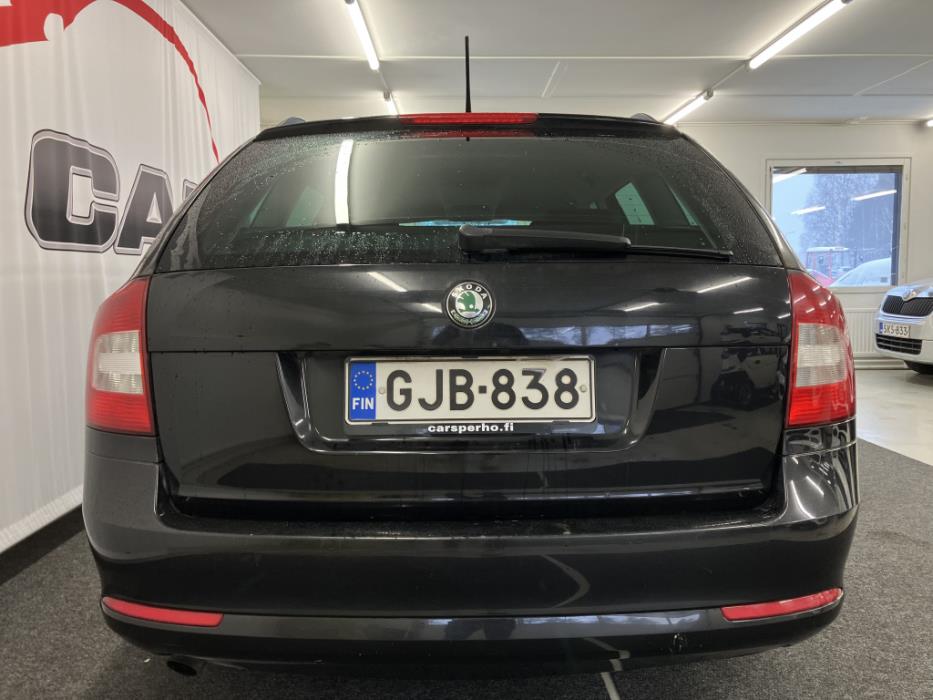 SKODA OCTAVIA 2010