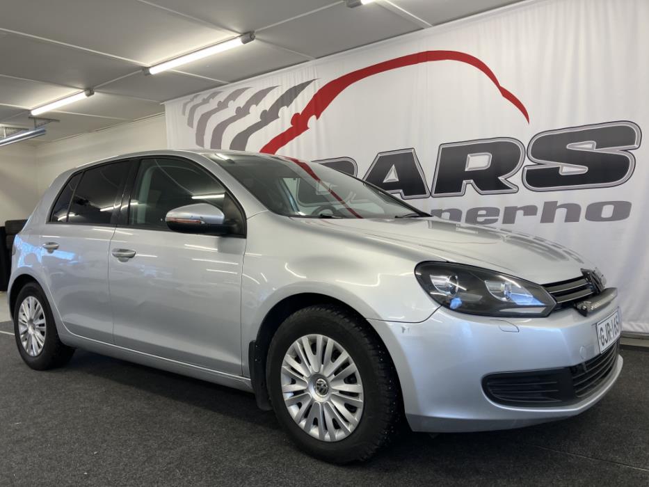 VOLKSWAGEN GOLF 2011