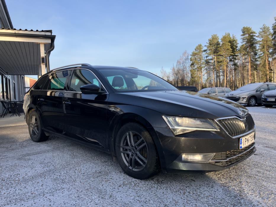 SKODA SUPERB 2018