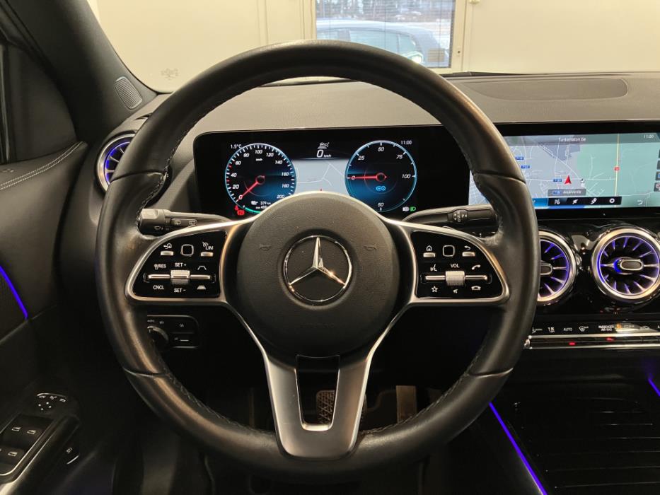 MERCEDES-BENZ EQA 250 2022