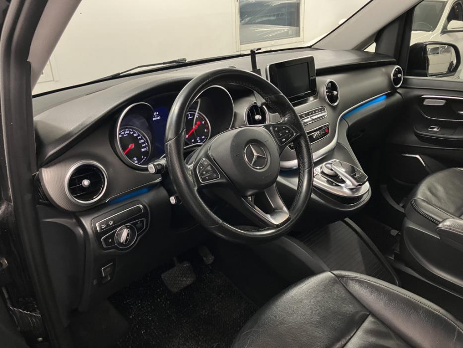 MERCEDES-BENZ V 2017