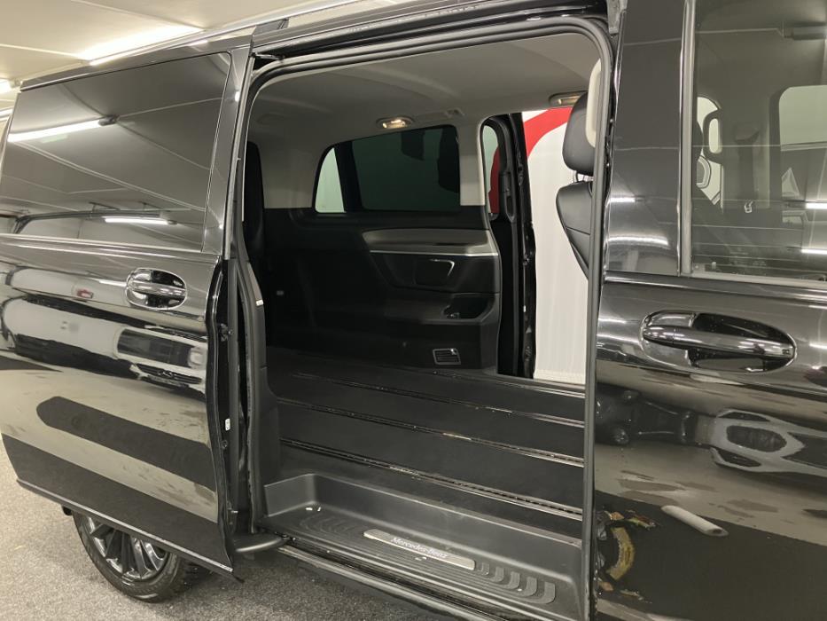 MERCEDES-BENZ V 2017