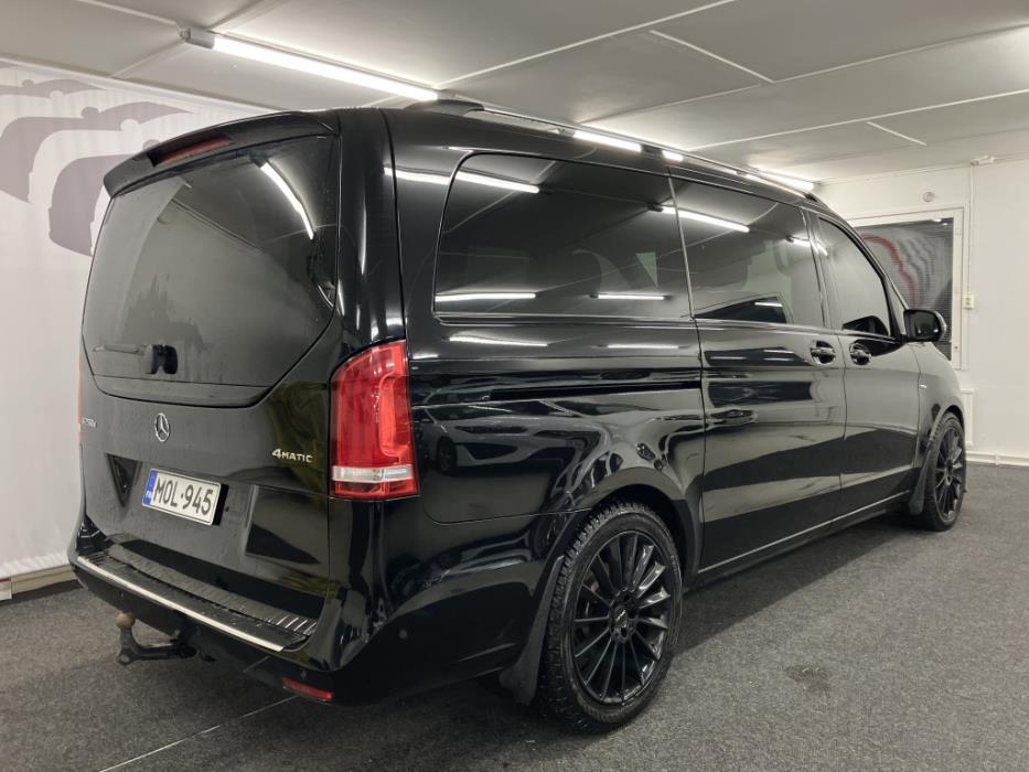 MERCEDES-BENZ V 2017