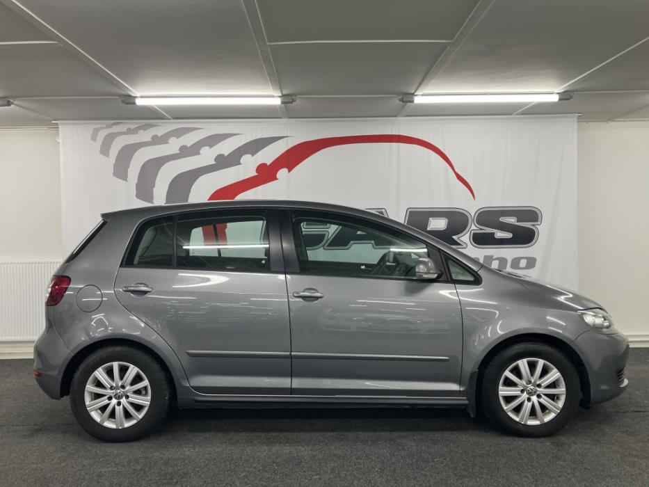 VOLKSWAGEN GOLF PLUS 2011