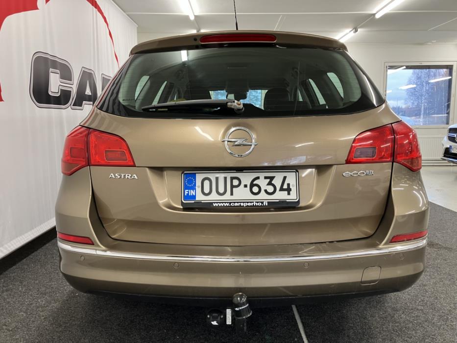OPEL Astra 2014