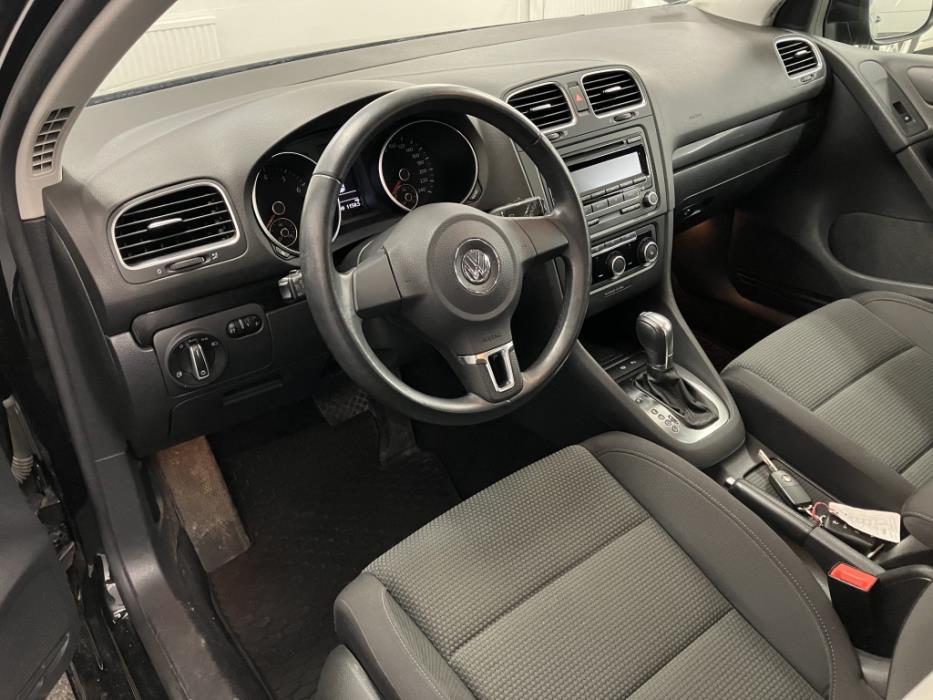 VOLKSWAGEN GOLF 2012