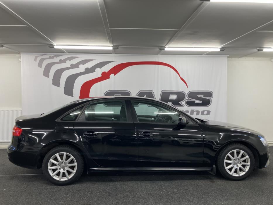 AUDI A4 LIMOUSINE 2014