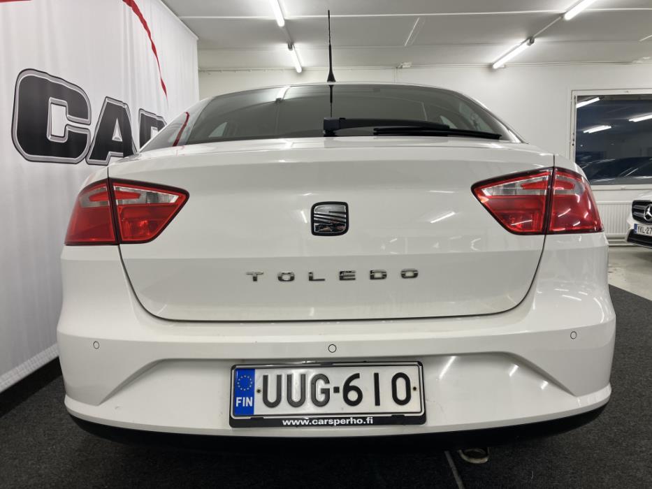 SEAT TOLEDO 2012