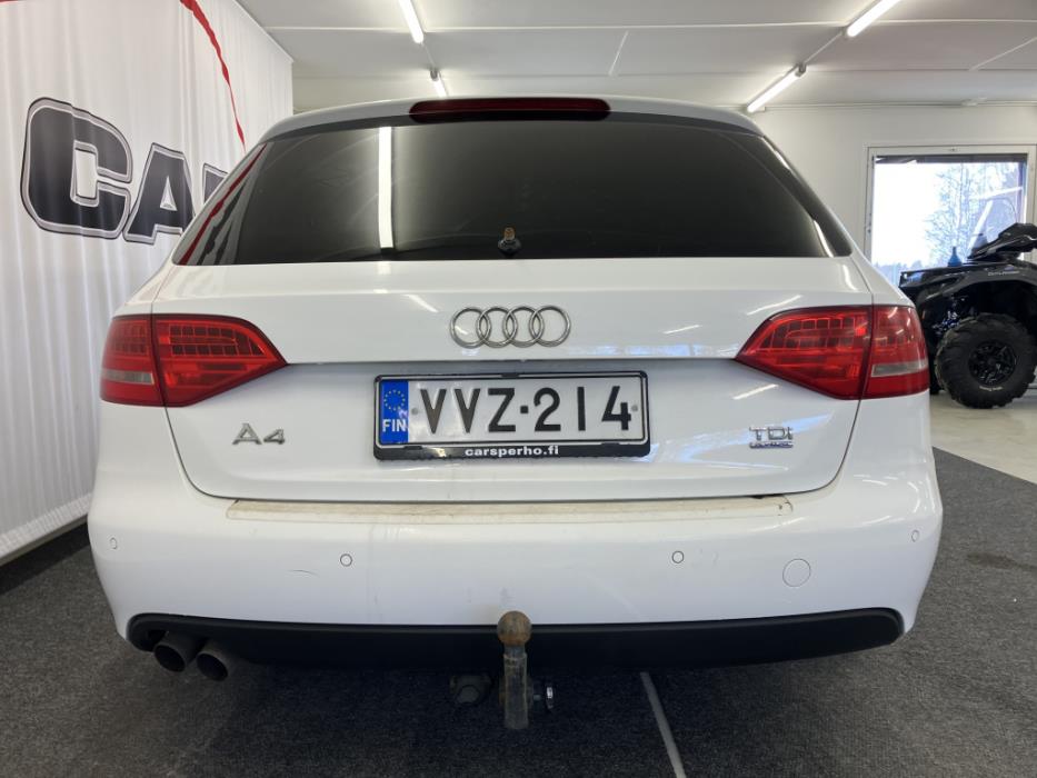 AUDI A4 2012