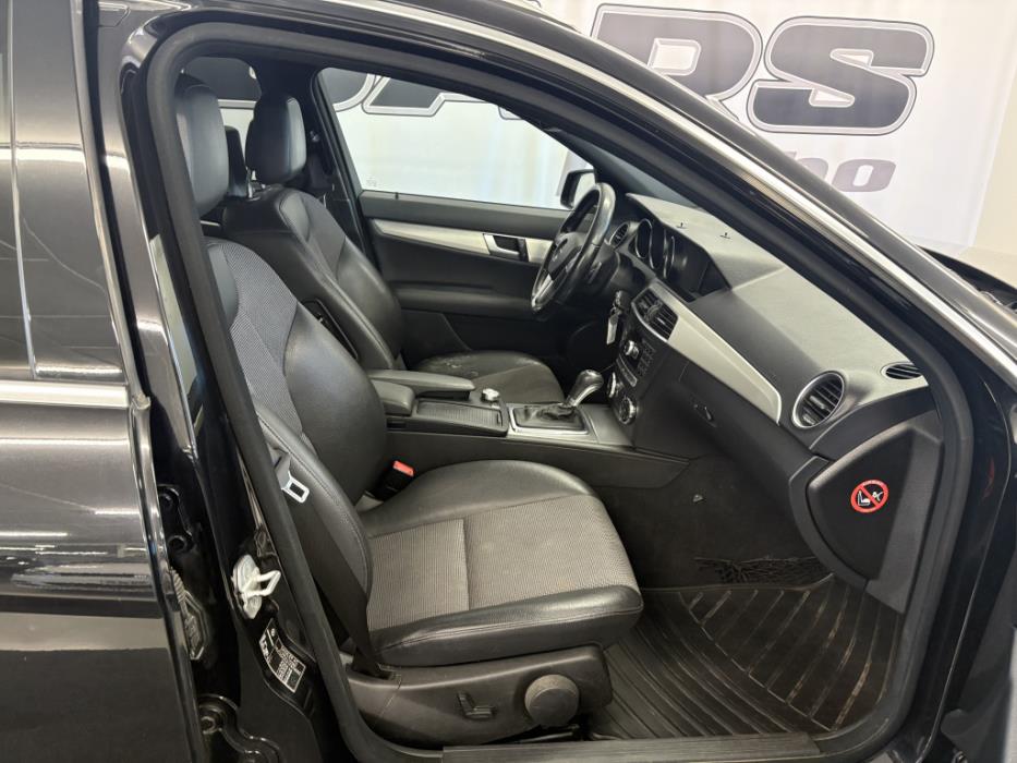 MERCEDES-BENZ C 2012