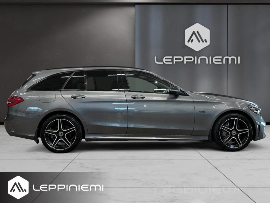 MERCEDES-BENZ C 2021