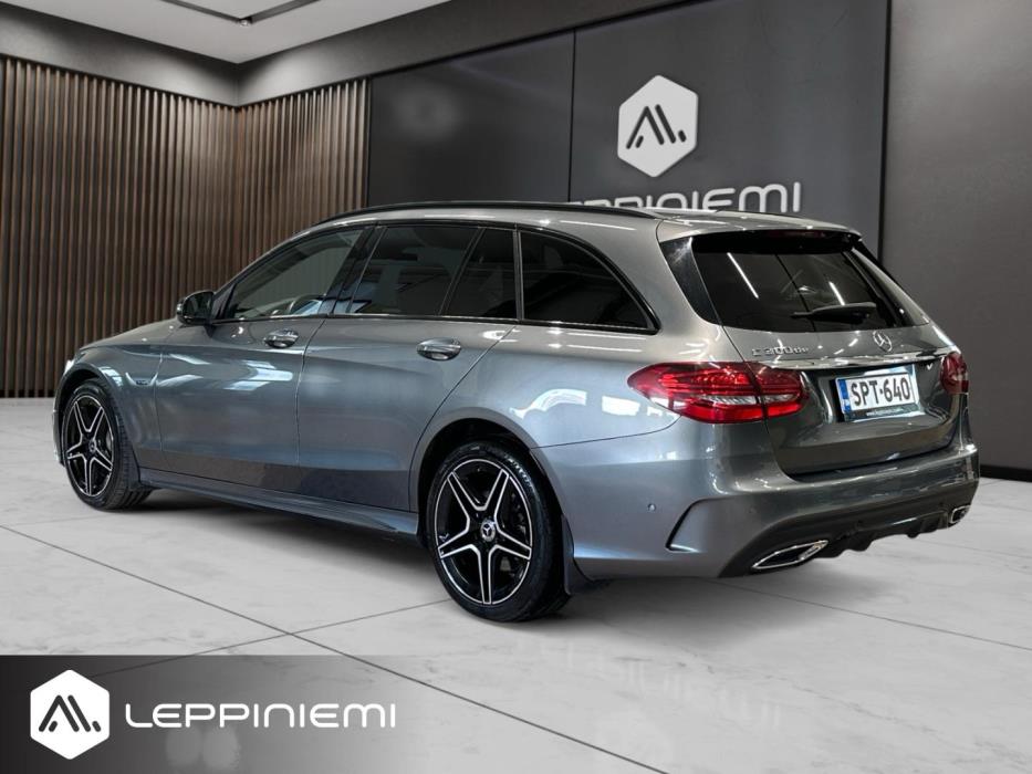 MERCEDES-BENZ C 2021