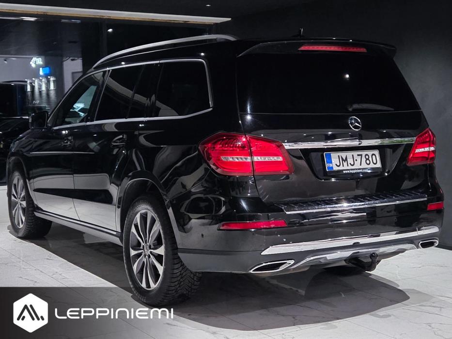 MERCEDES-BENZ GLS 2018