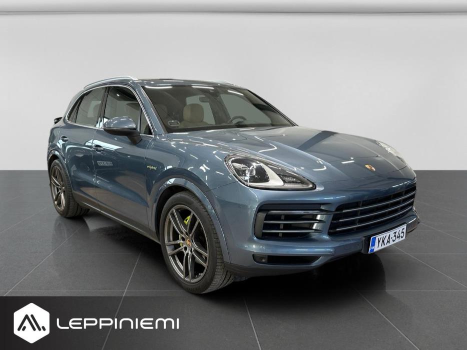 PORSCHE Cayenne 2019