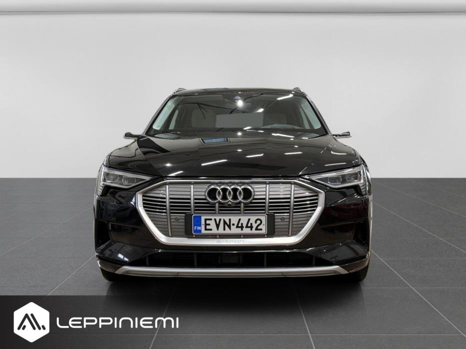 AUDI e-tron 2020