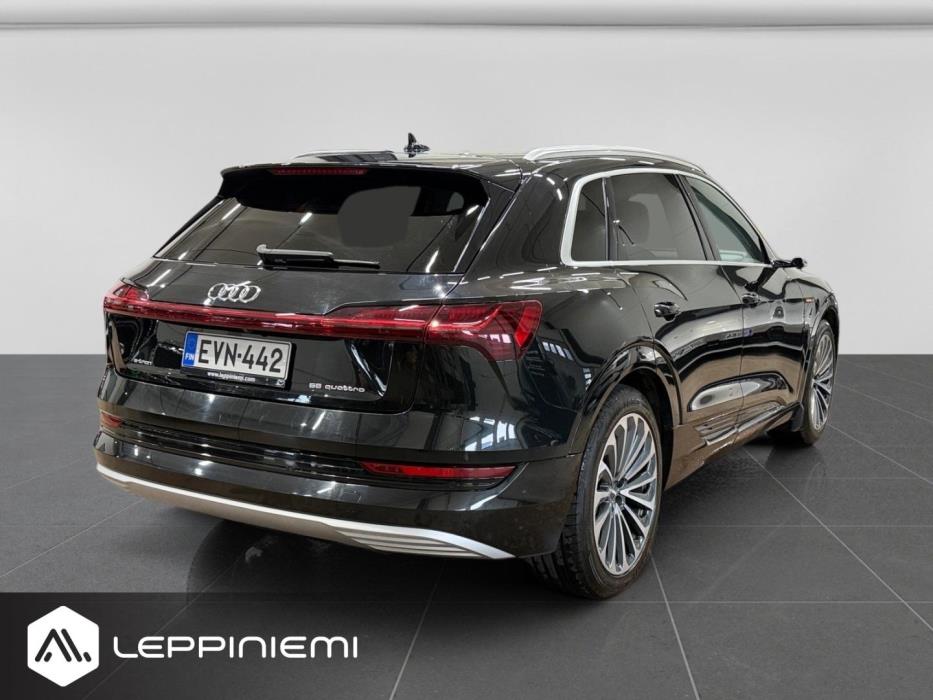 AUDI e-tron 2020