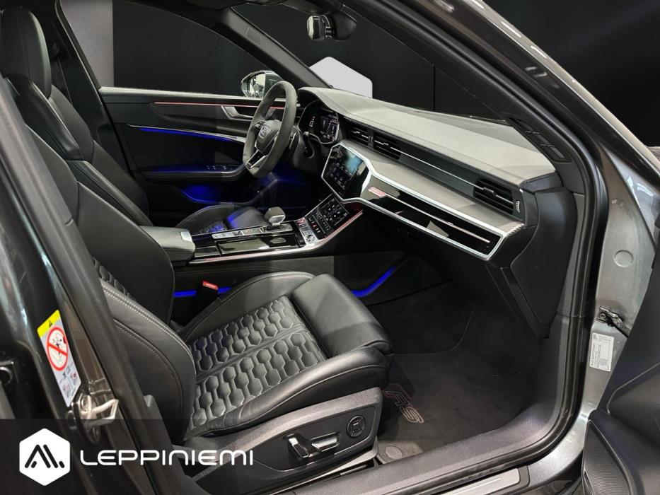 AUDI RS6 2020