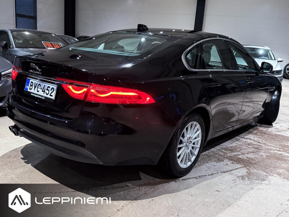 JAGUAR XF 2018
